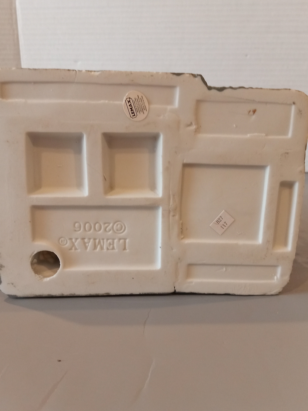 Lemax 2006 Tudor Post Office Ceramic No Light Included - Picture 10 of 14